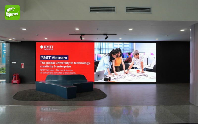 Dự án lắp đặt màn hình LED LG P1.56 cho Đại học RMIT tại Hà Nội